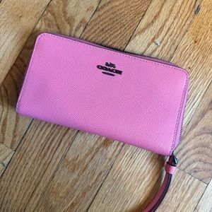 Pink coach wallet